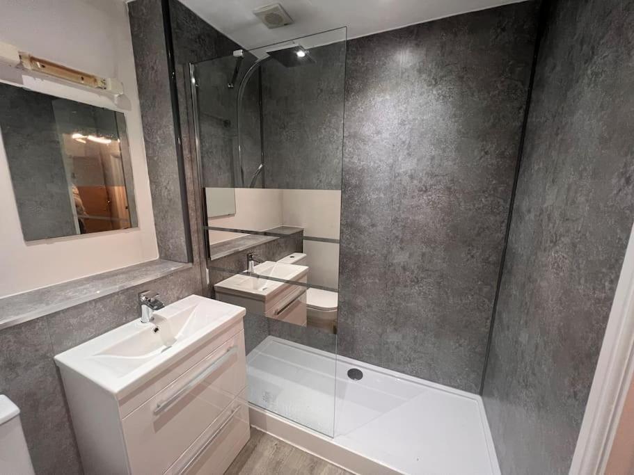 Lincoln View Sleeps 4 Balcony Self Check-In Apartment Екстериор снимка
