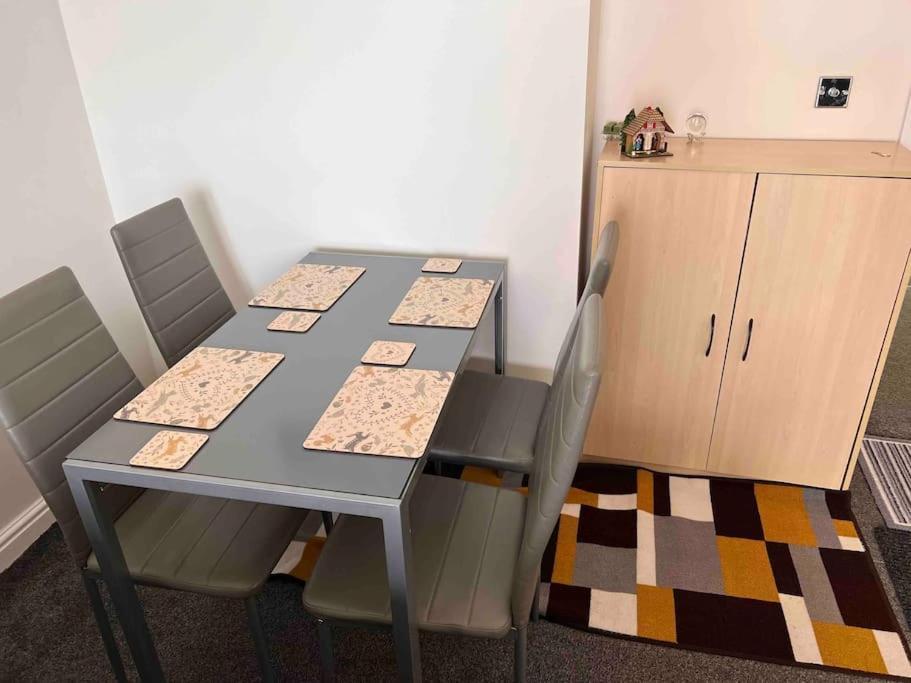 Lincoln View Sleeps 4 Balcony Self Check-In Apartment Екстериор снимка